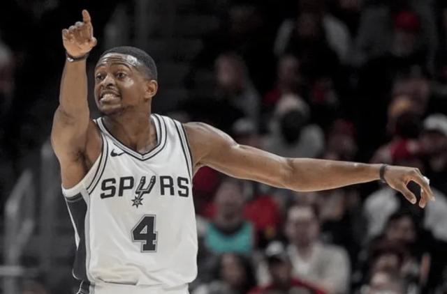 开云网站-福克斯加盟后马刺2胜3负！名记直言保罗该去替补