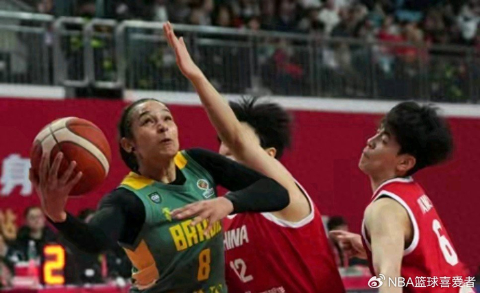 开云登录网址入口-女篮三大利好!内线新王炸就位,李梦回归有戏,后卫双枪升级|沙奎尔-奥尼尔|中国女篮|刘禹彤|张子宇|姚明_新浪体育_新浪新闻