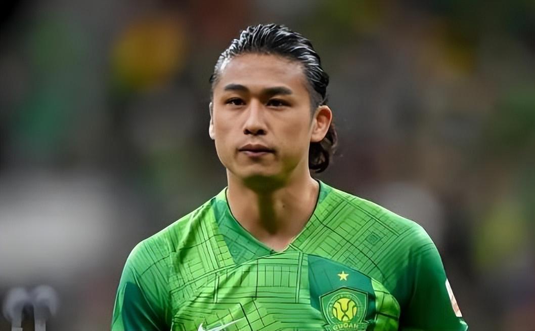 开云下载-意外！他原本有望跟张玉宁一起爆发，结果如今消失在国安大名单